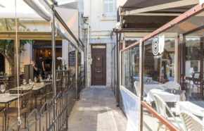 Appartement authentique situé en plein centre d'Antibes